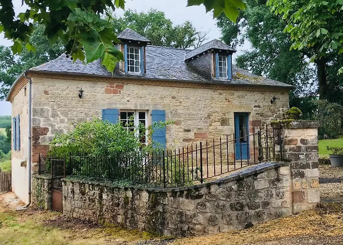 Le Verdier 度假居 Nailhac